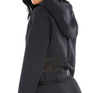 UNDER ARMOUR MOVE CROP HOODIE WITH MESH INSERT